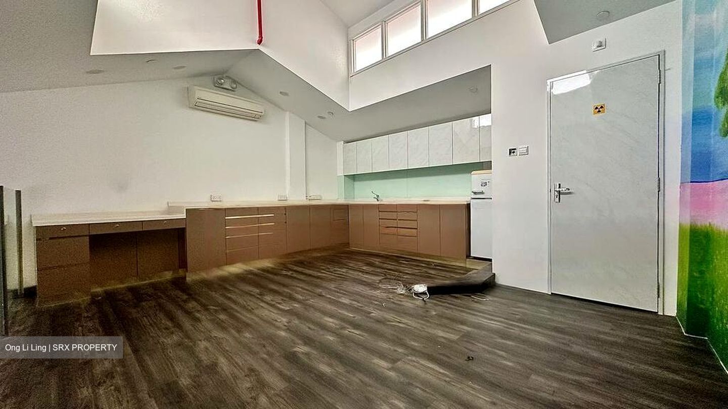 Chester Park (D5), Shop House #477491071